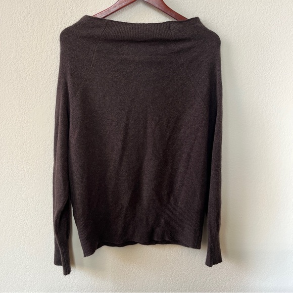 Brochu Walker The Lori Cashmere Off Shoulder Sweater Carob Melange - Picture 11 of 12